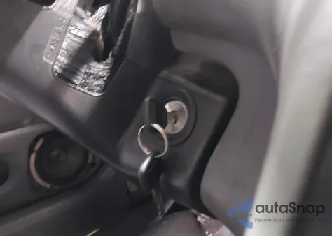 1997 Honda Cr-V from USA, damaged, VIN JHLRD1853VC011309